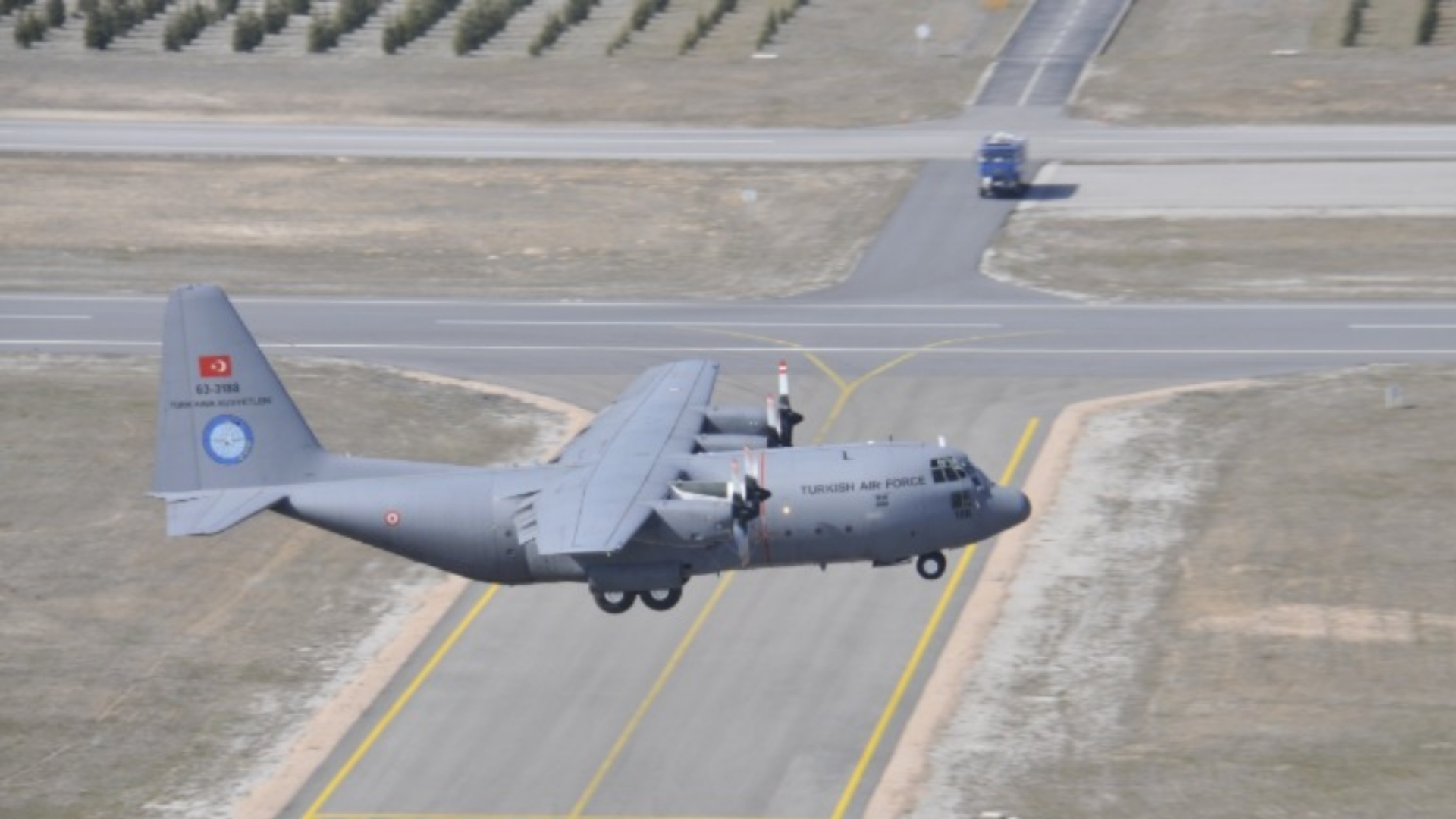 TSK’ya Ait Askeri Kargo Uçağı Gürcistan-Azerbaycan Sınırında Düştü: 20 Şehit