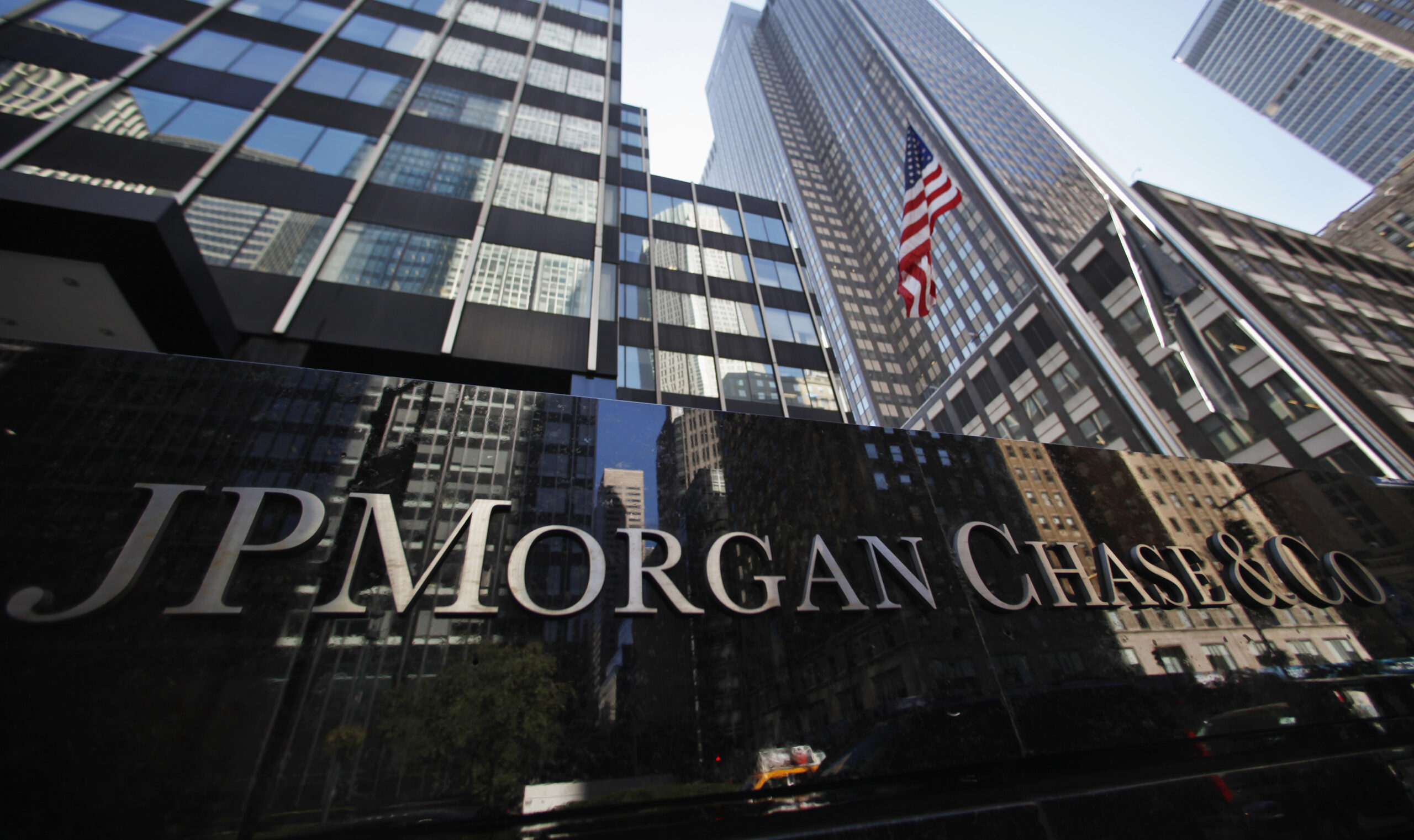 JP Morgan CEO’su Uyarıyor: Enflasyon Bitmedi, Riskler Birikiyor