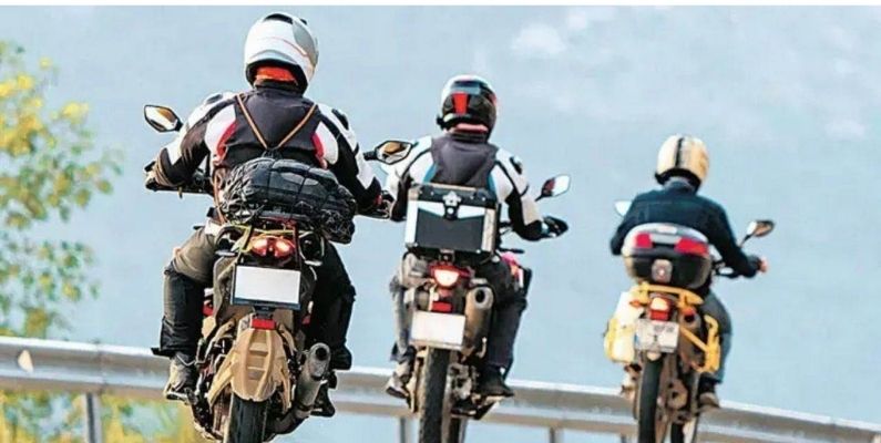 Motosiklet ve Traktörlere Trafikte Yeni Şart: O Ekipmanı Takmadan Trafiğe Çıkamayacaklar!