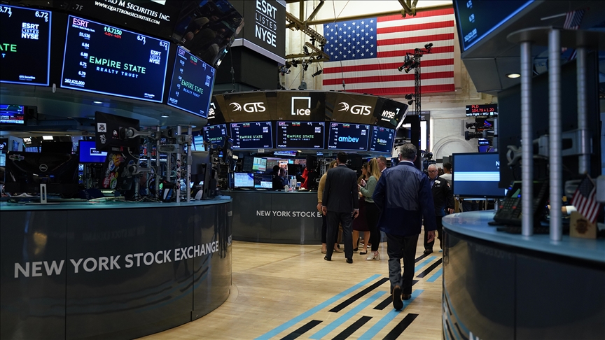 Piyasalarda Noel Sessizliği: Nvidia Anlaşmayla Yükseldi, Endeks Rekora Koşuyor