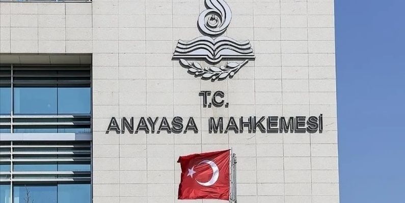 AYM, Kanuni Faizi Sözleşmeden Kaynaklanmayan Borçlar İçin İptal Etti