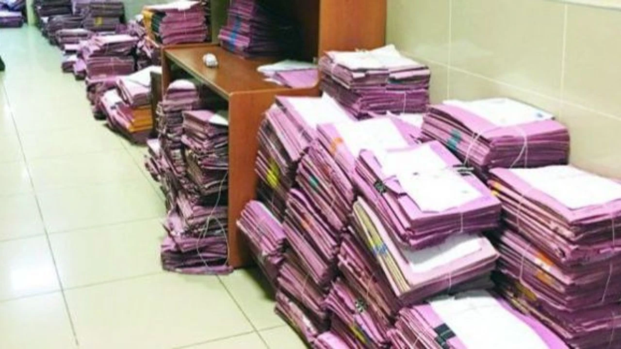 Ekonomik Kriz Derinleşiyor: İcra Dosyaları 24,5 Milyona Dayandı, Konkordato ve Borçlar Patladı