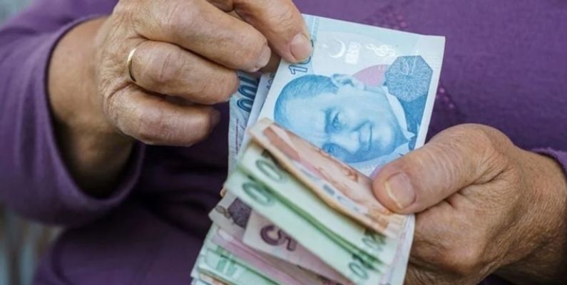 Bankalardan Emeklilere Rekor Kampanya: Hangi Banka Ne Kadar Emekli Promosyonu Veriyor?