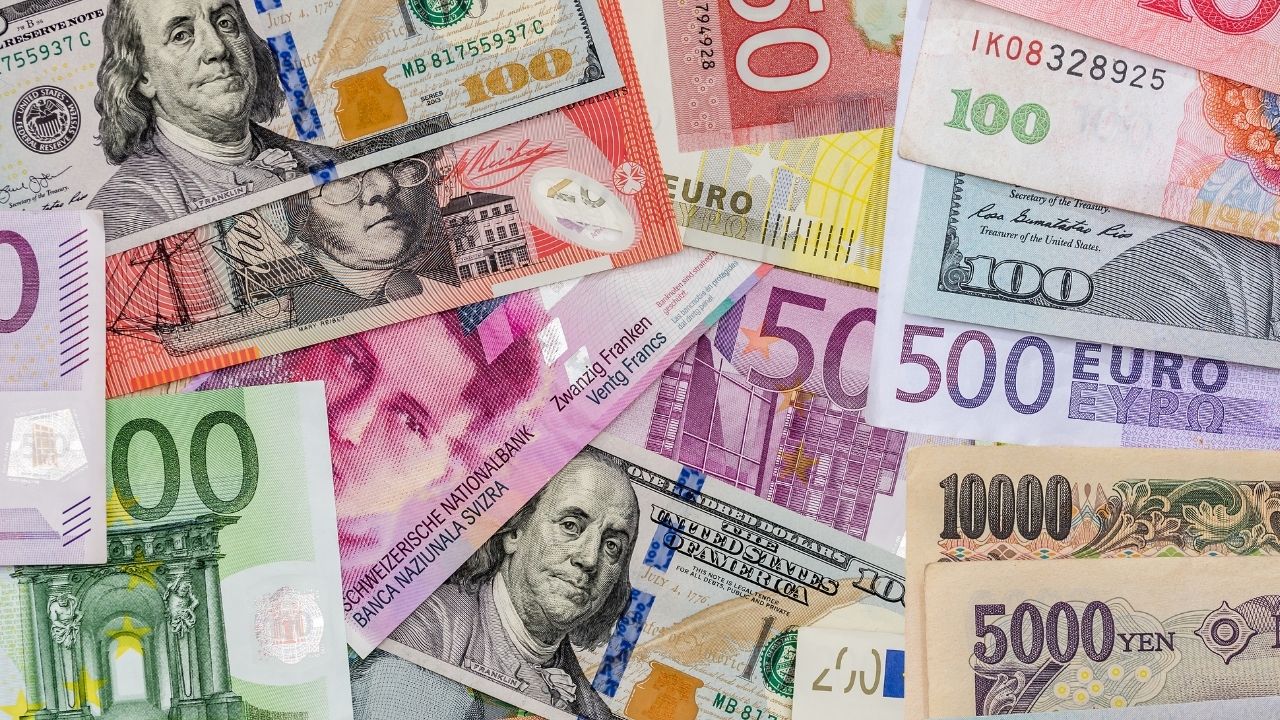 Bloomberg, 2025’te Dolar Karşısında Kaybedenleri ve Kazananları Açıkladı