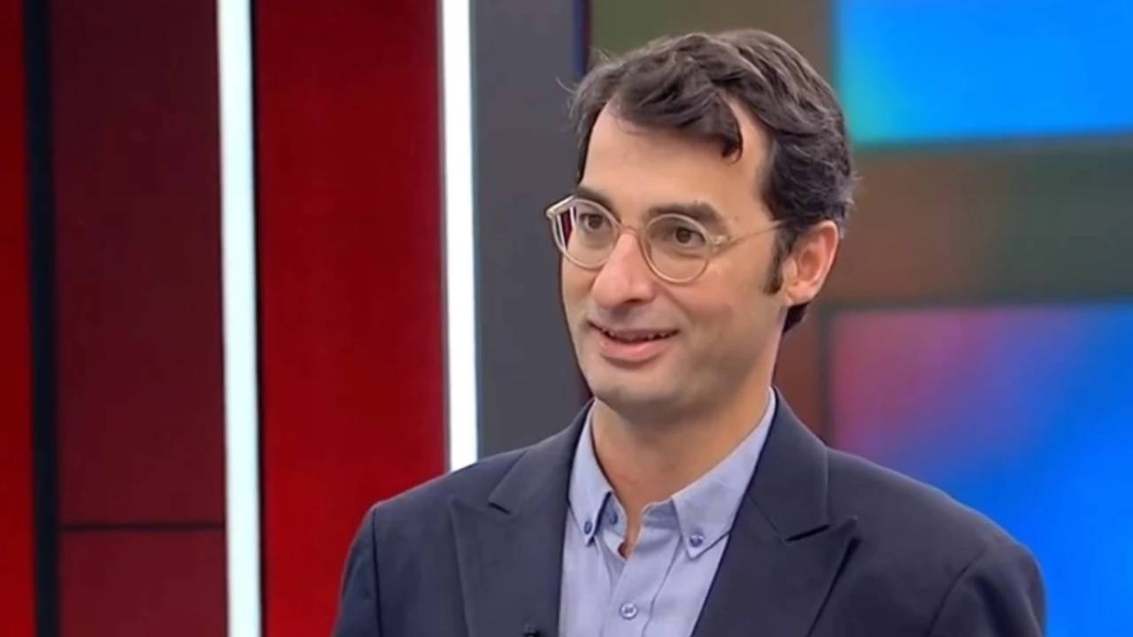 Son dakika…Gazeteci Barış Terkoğlu yurtdışına çıkış yasağıyla serbest bırakıldı