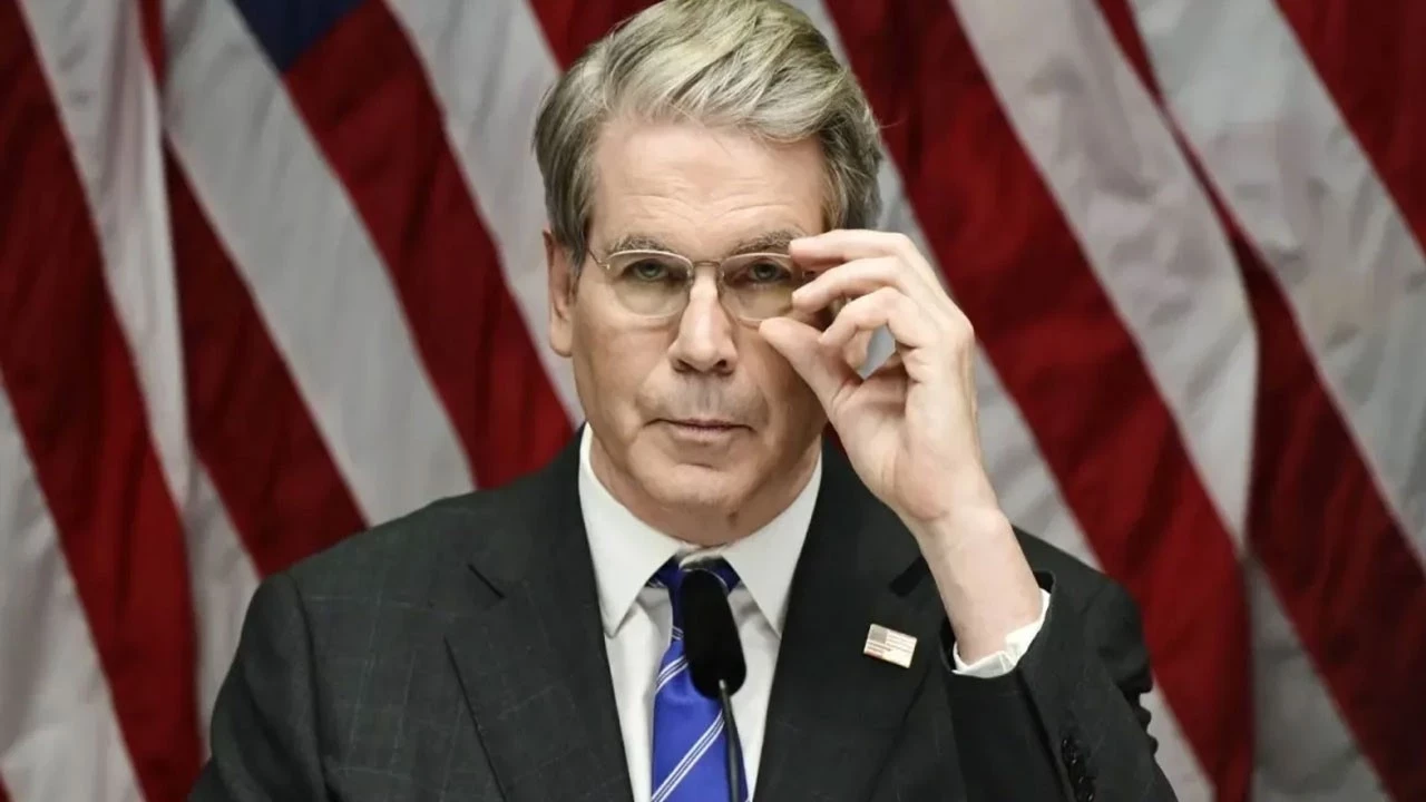 Bessent’ten Altın Piyasası Uyarısı: Altın Piyasasındaki Sert Dönüşün Sebebini Yorumladı