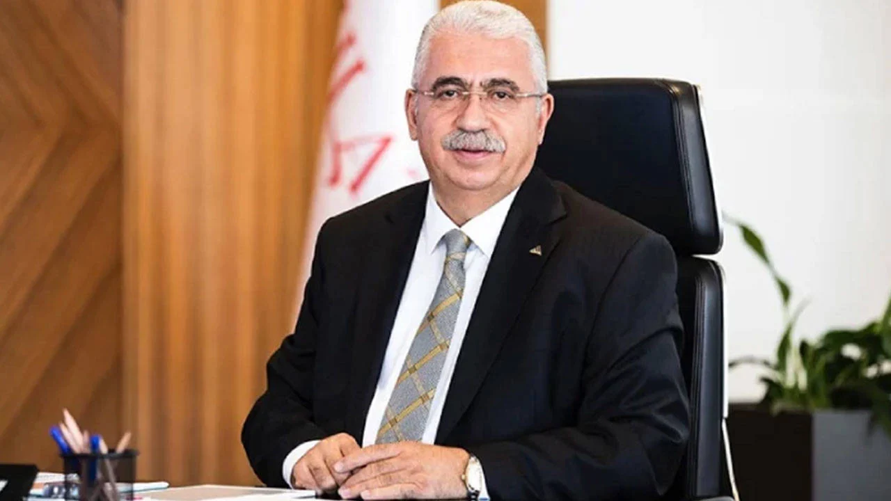 Ahmet Ahlatcı Hakkında Kara Para ve Kaçakçılık Soruşturması: İddiaları Reddetti