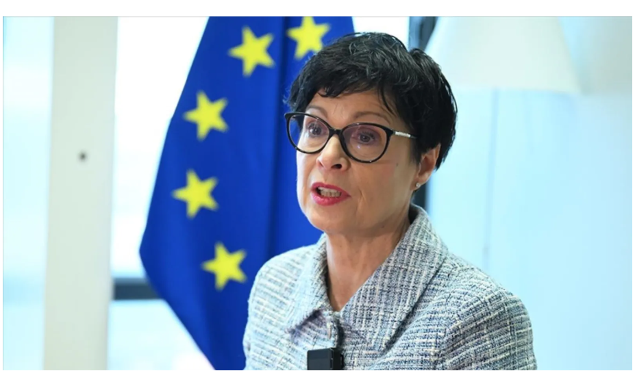 AB’den  Türkiye’ye bol vaat, minik bir de jest 