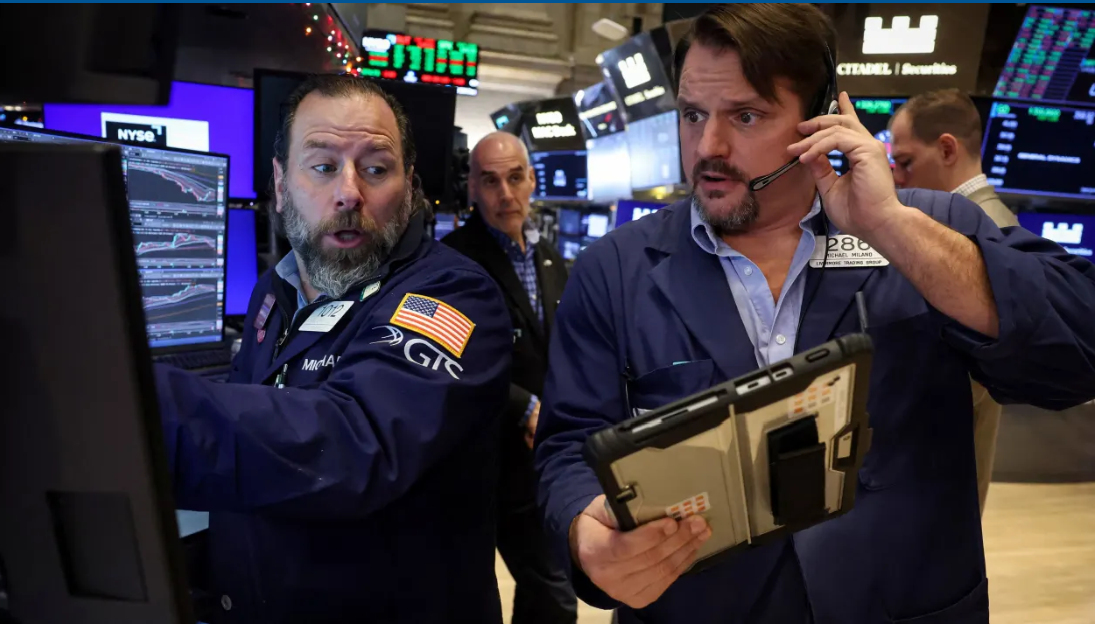 Asya Borsaları Yükseldi, Petrol İran Görüşmeleri Sonrası Baskı Altında