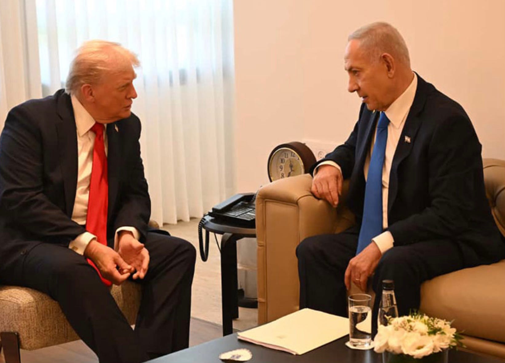 Yavuz Baydar – Sahne Arkası: Trump Nasıl Savaşa Girdi?