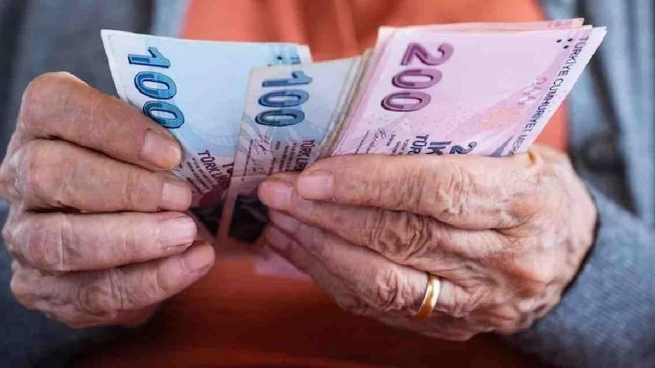 SGK’dan Kritik ‘Güncelleme Katsayısı’ Düzeltmesi: Hangi Emekliler Maaş Farkı Alacak?