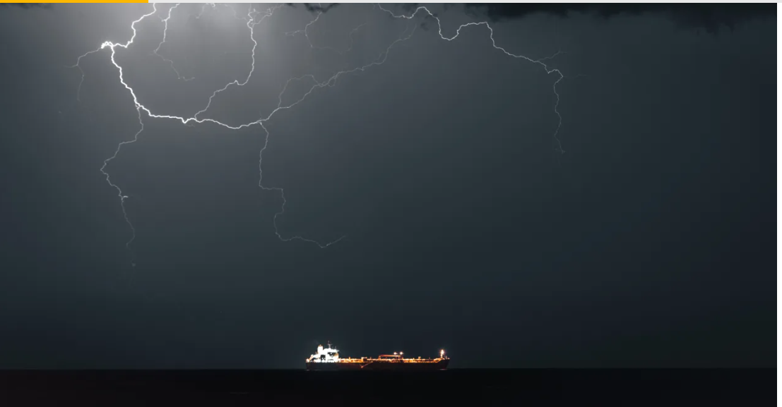 Hürmüz’de Gerilim Tırmandı: Tanker Krizi Piyasaları Sarstı, Risk İştahı Bozuldu